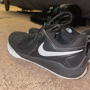 Size 9 Womens court shoes